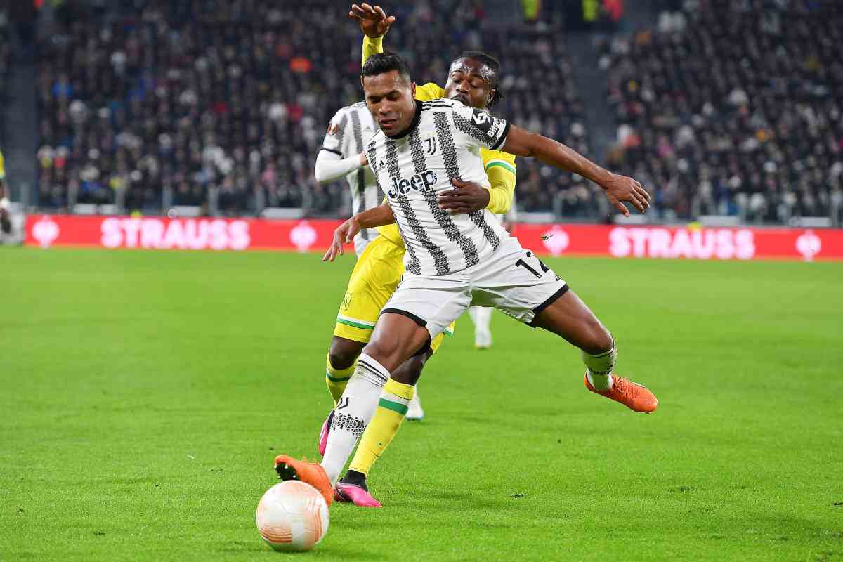 Alex Sandro sostituto Raum Lipsia