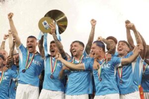 Napoli guerra al Milan
