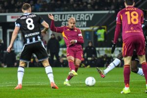 Giocatori Roma Udinese in campo